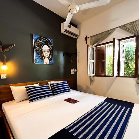 Pili Pili Swahili Lodge Джамбиани Экстерьер фото