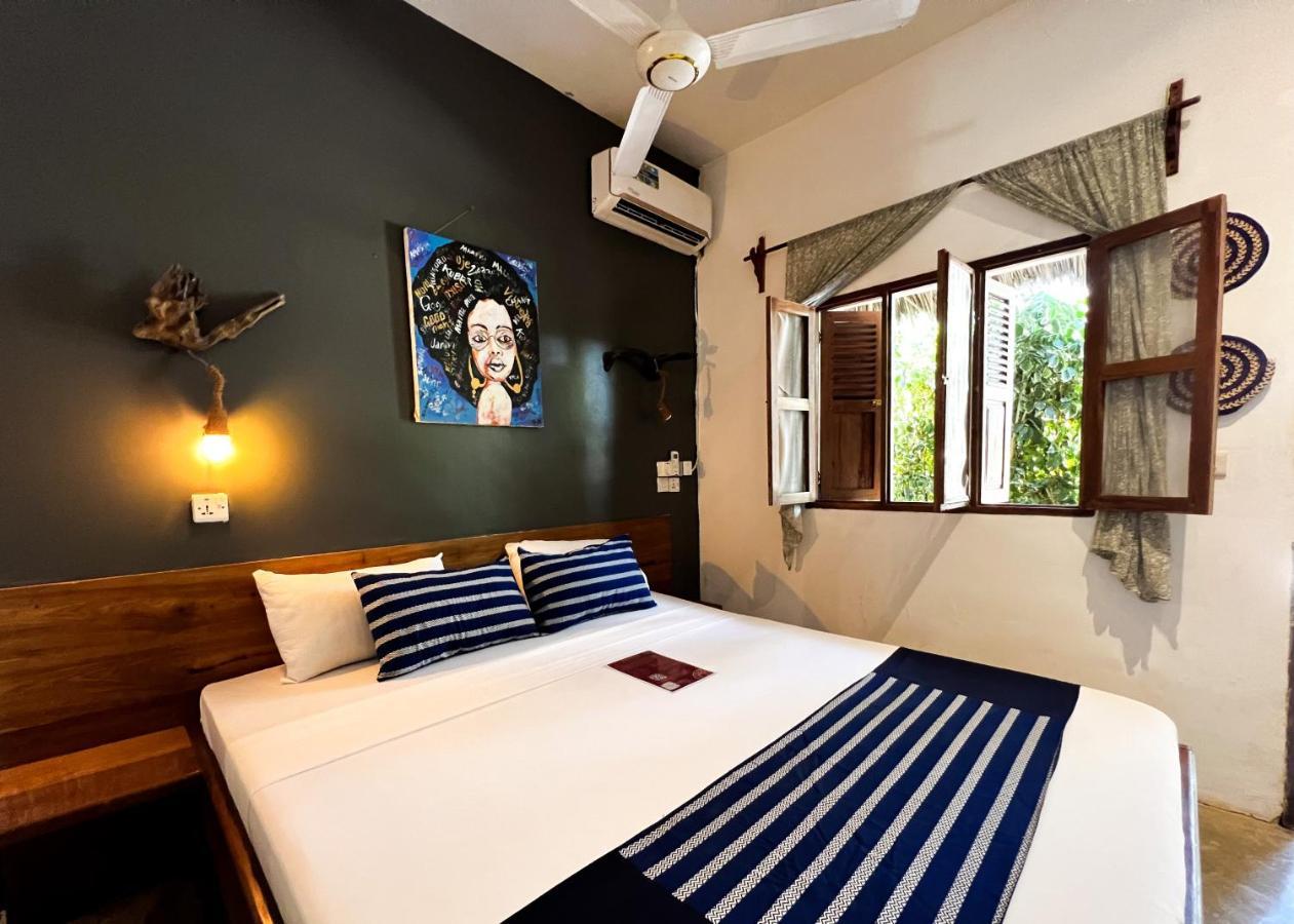 Pili Pili Swahili Lodge Джамбиани Экстерьер фото